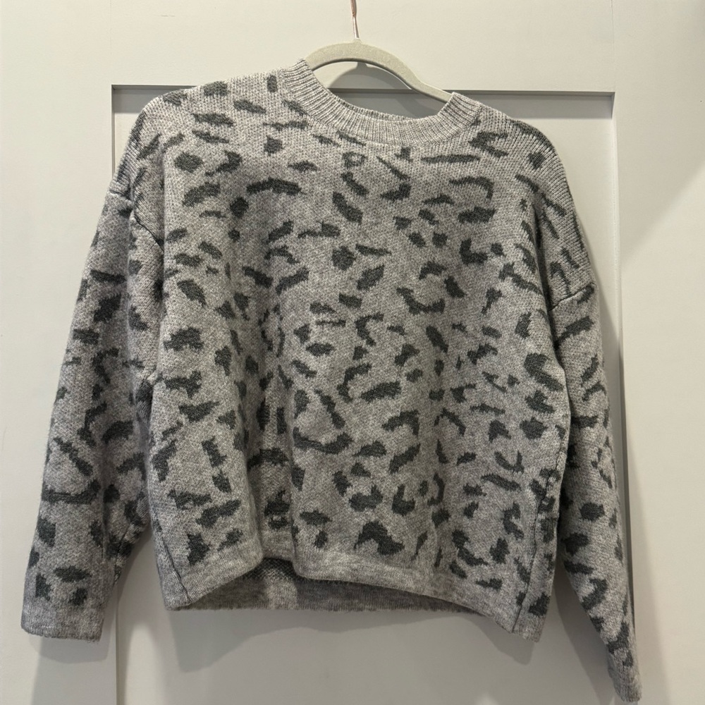 Lulus sweater